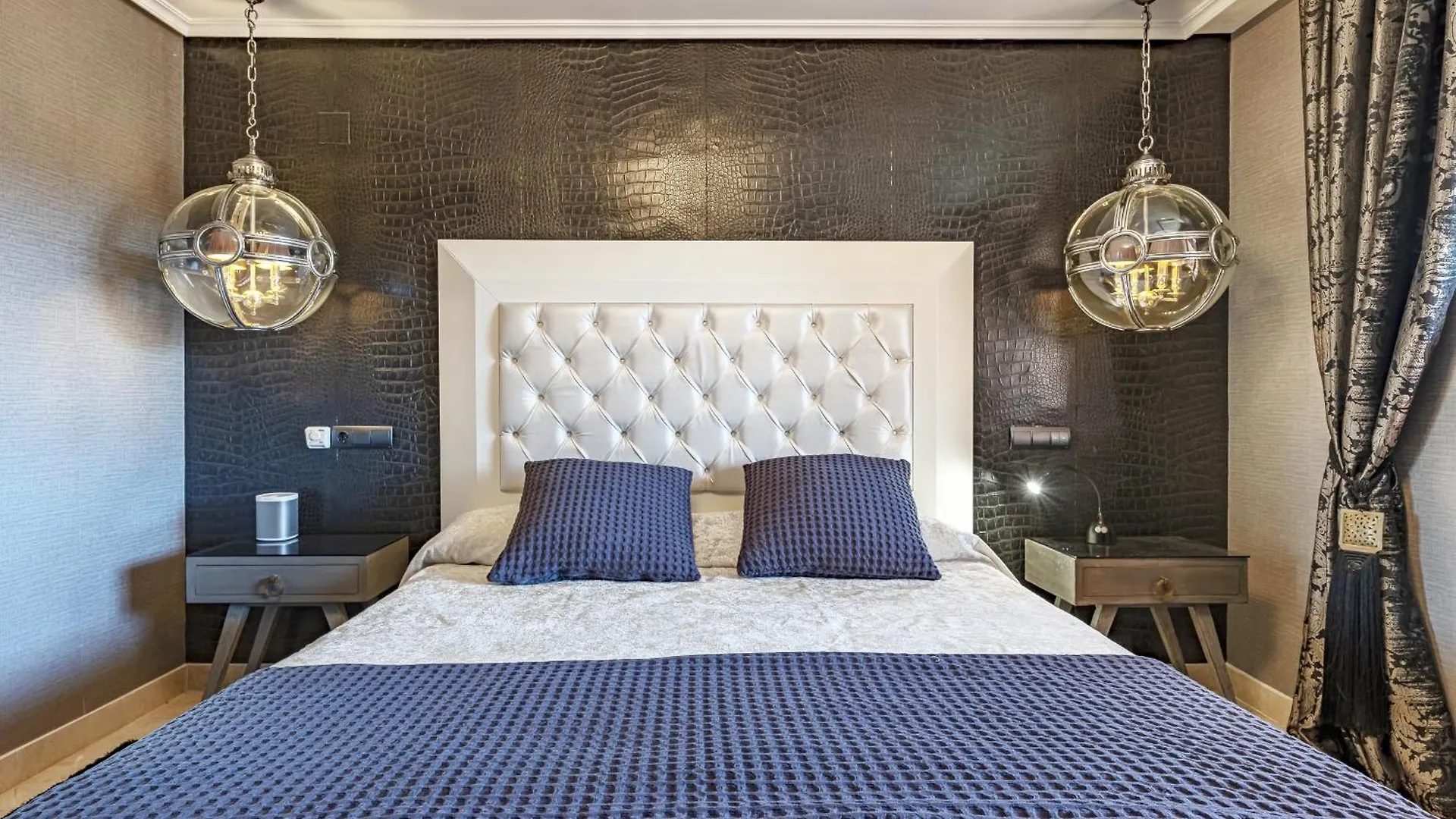 Marbella Oasis, Pool, Garden, Golf, Tennis, Padel, Gym, Sauna Ojén Lejlighed
